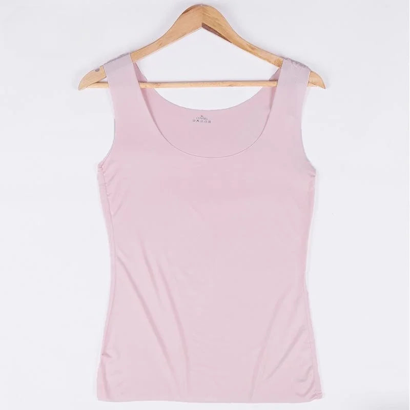 Women Summer Tight fit No trace Tanks Camis Vest Fashion Casual Sleeveless Ladies Street Tanks Tops Tees Hotsweet Bra B3192